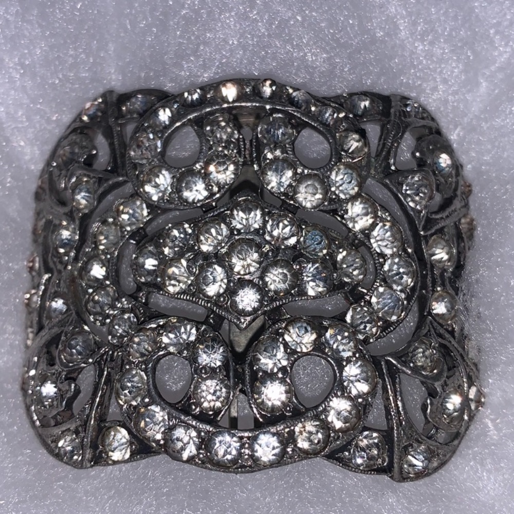 Rhinestone silver tone piece  From 1950’s